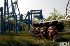 Gardaland-Tribe-Blue-Tornado-2004-2