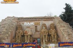 Relax - Realizzazione Scenografia Esterna Ramses