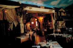 Gardaland-Tribe-La-locanda-del-corsaro-nero-Costruzione-Vecchio-12_risultato